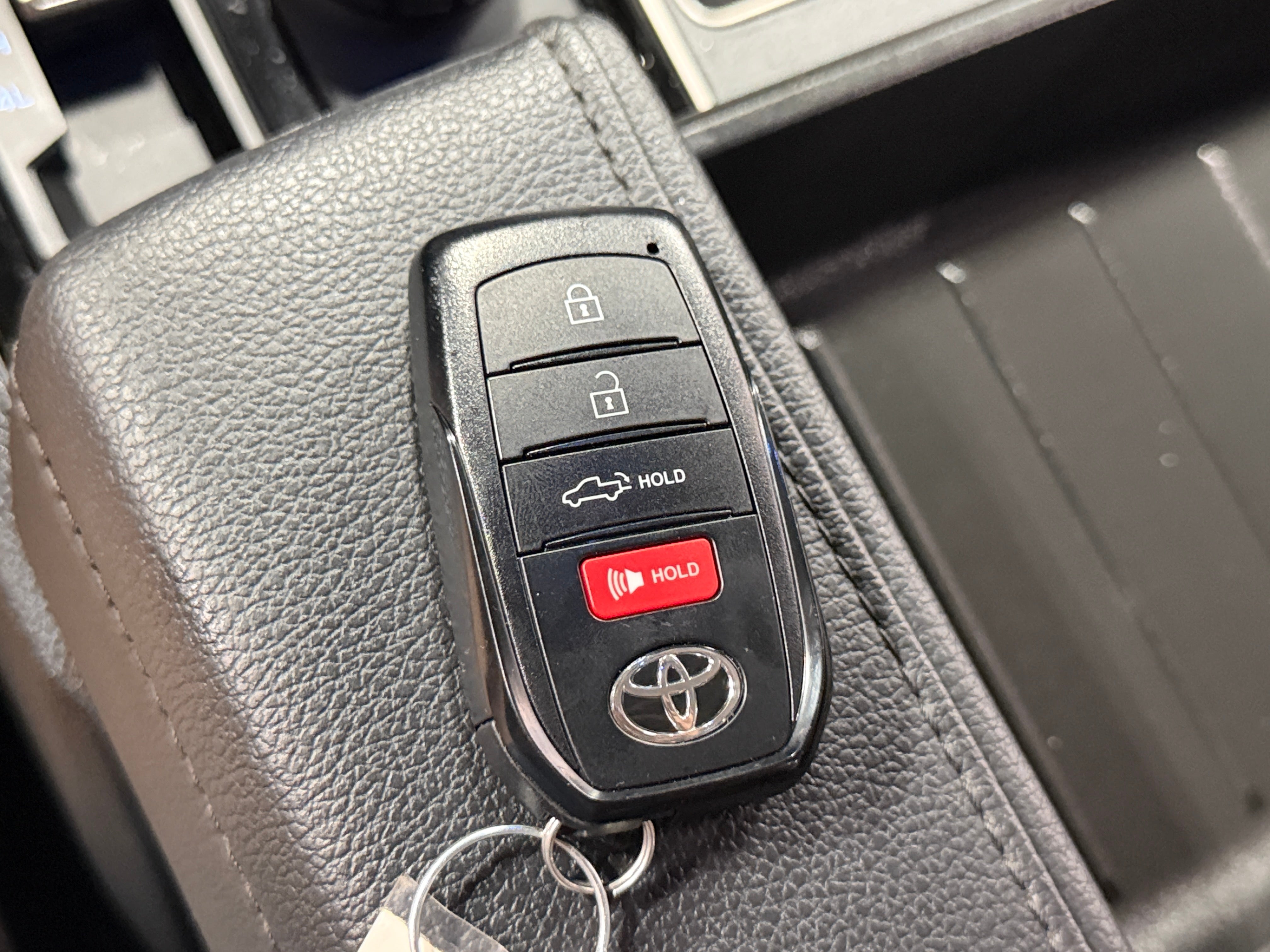 2024 Toyota Tundra SR5 - Photo 16