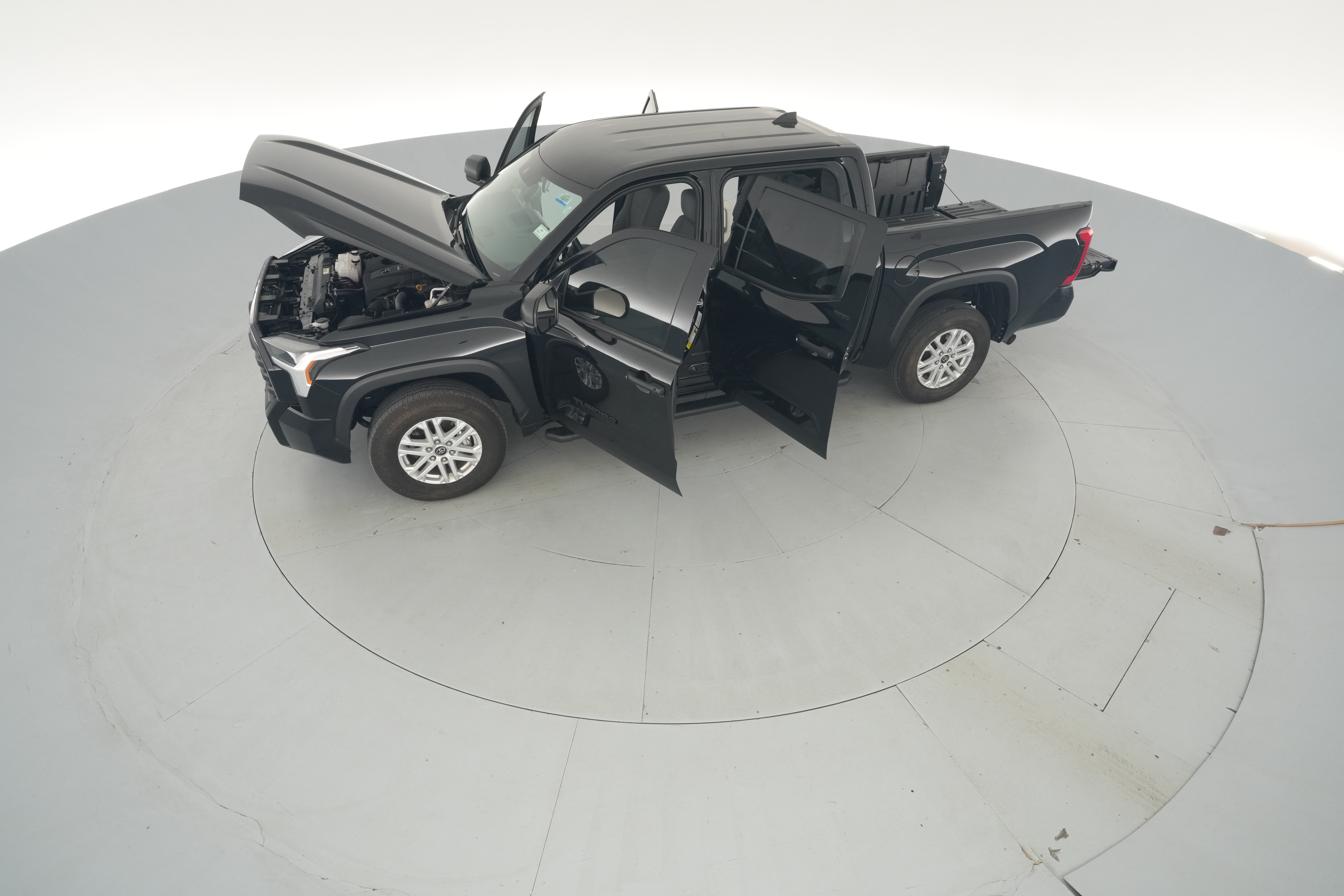 2024 Toyota Tundra SR5 - Photo 41