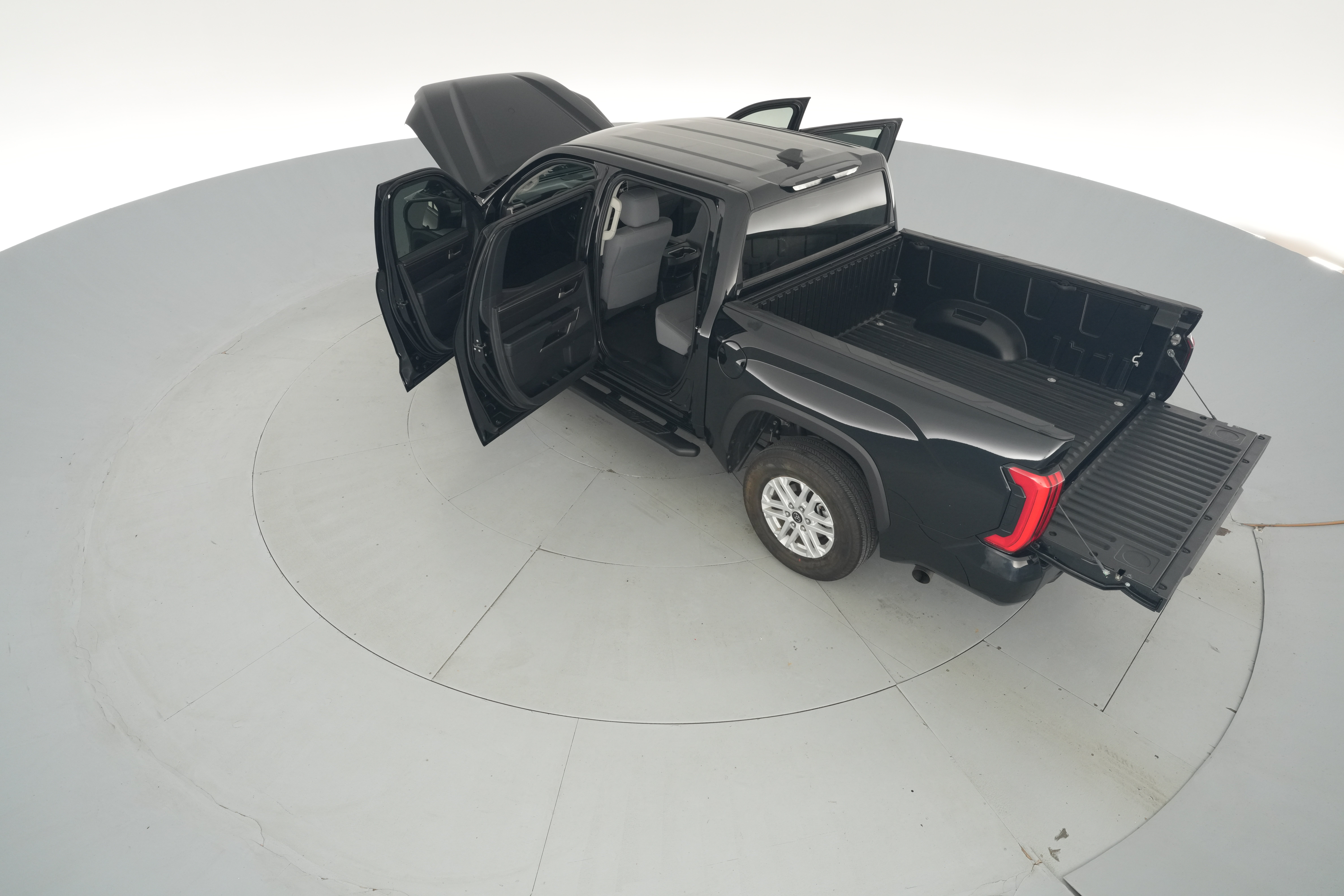 2024 Toyota Tundra SR5 - Photo 44