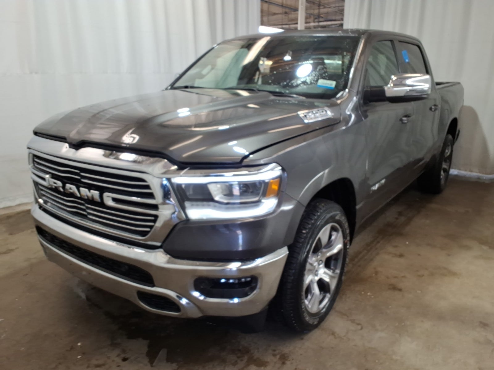 2023 Ram 1500 Laramie 4x4 Crew Cab 5'7" Box