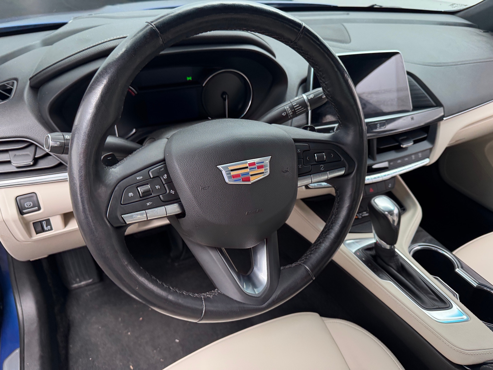 Thumbnail: 2021 Cadillac CT4 - 4