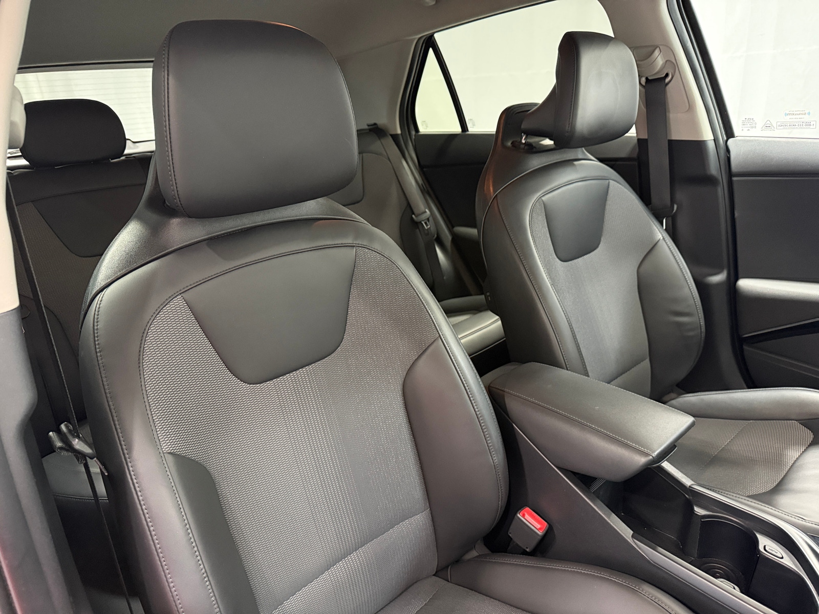 Thumbnail: 2023 Kia Niro - 2