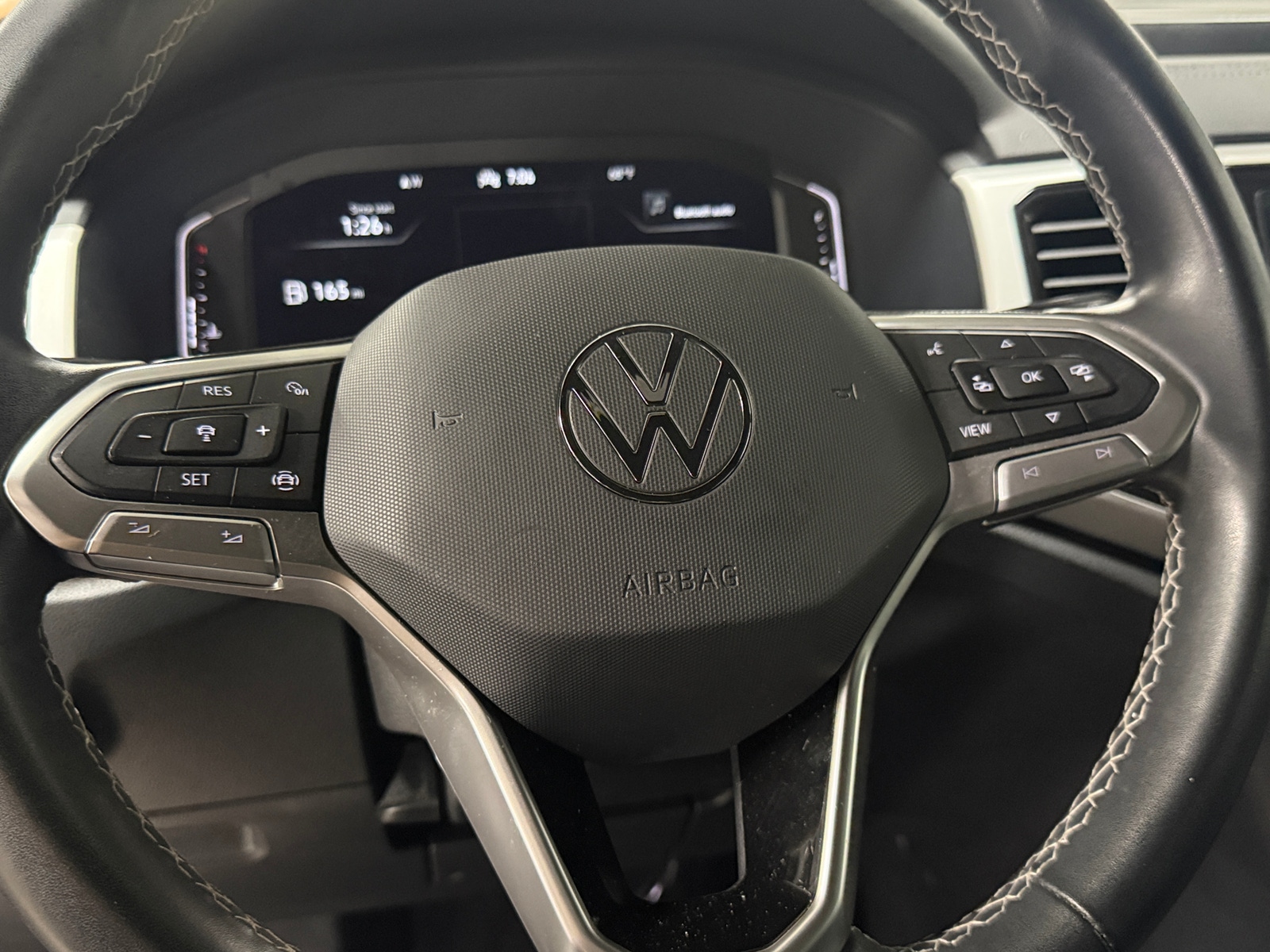 Thumbnail: 2022 Volkswagen Atlas - 4