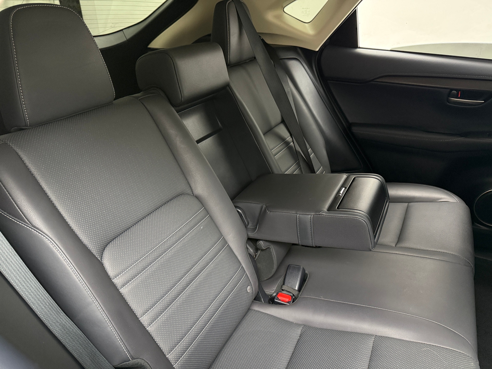 Thumbnail: 2016 Lexus NX - 5