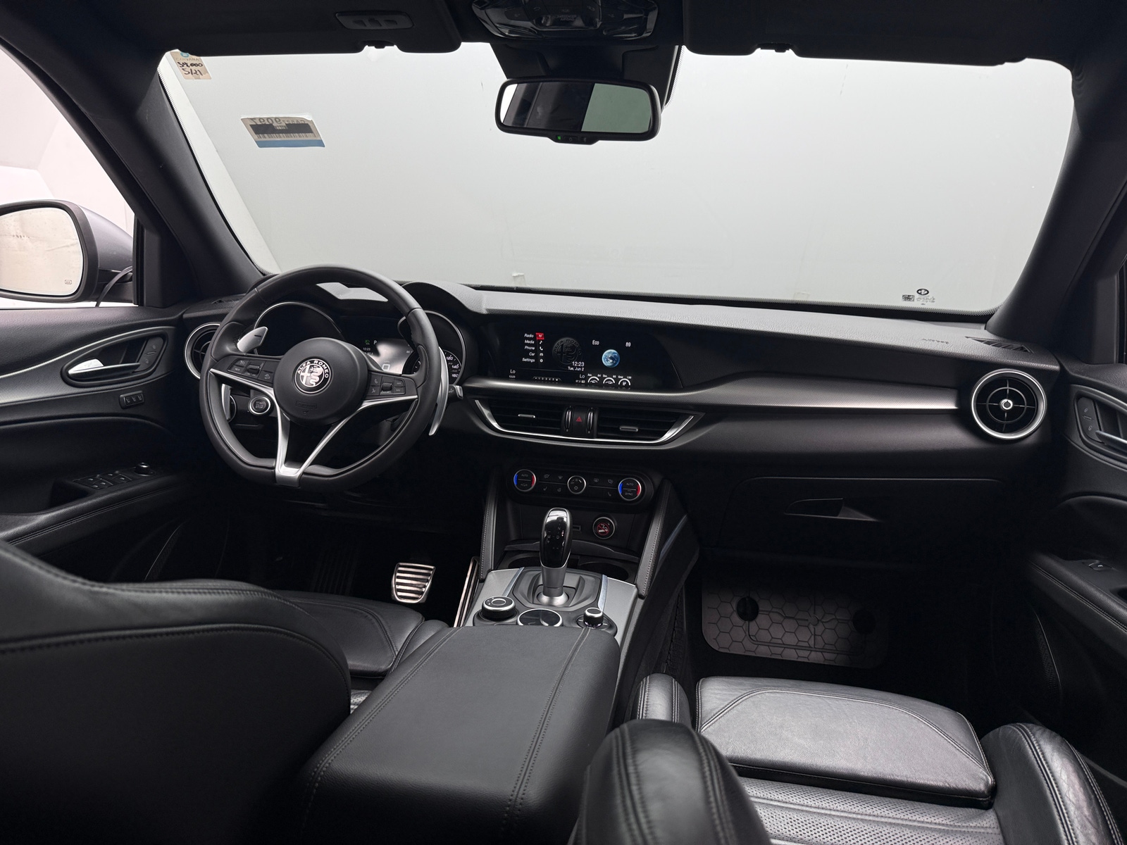 Thumbnail: 2018 Alfa Romeo Stelvio - 2