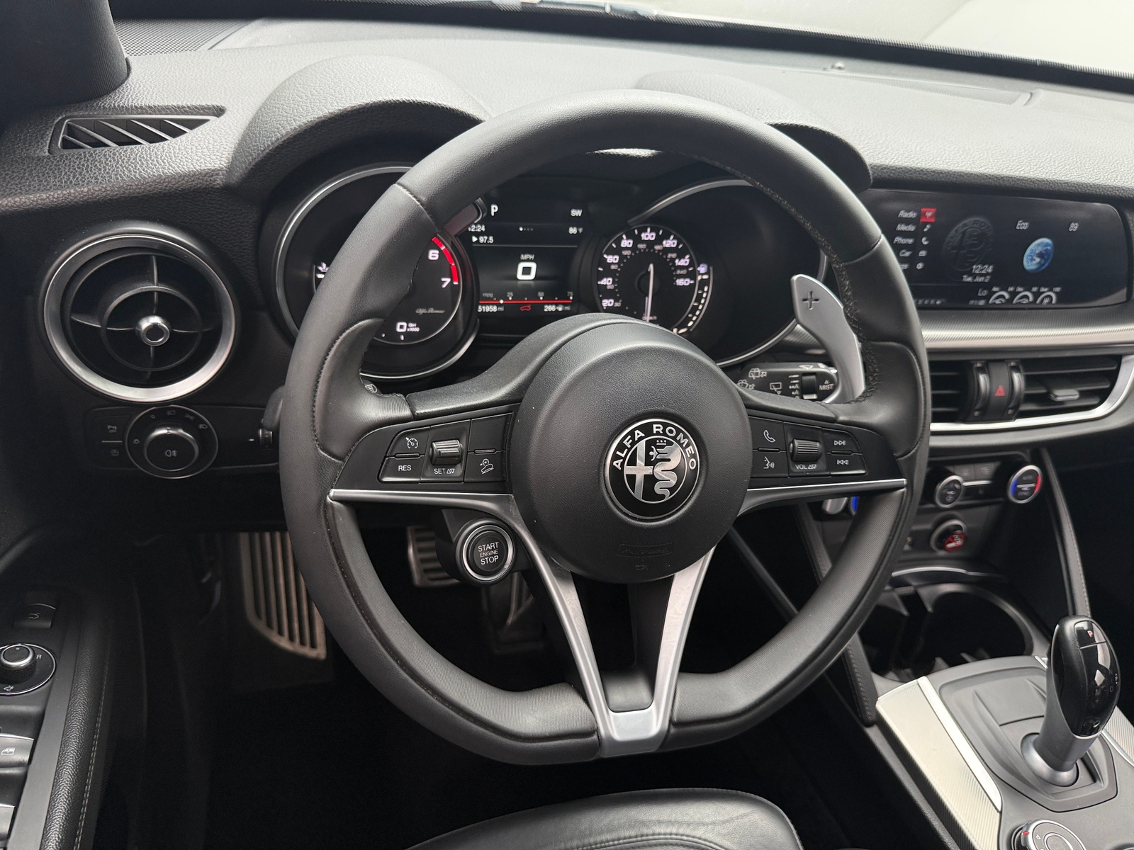 Thumbnail: 2018 Alfa Romeo Stelvio - 4