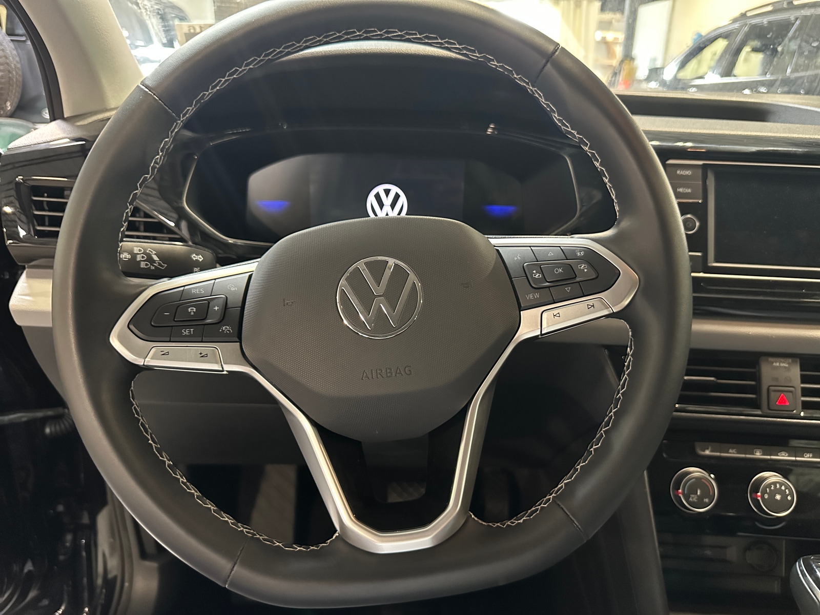 Thumbnail: 2024 Volkswagen Taos - 5