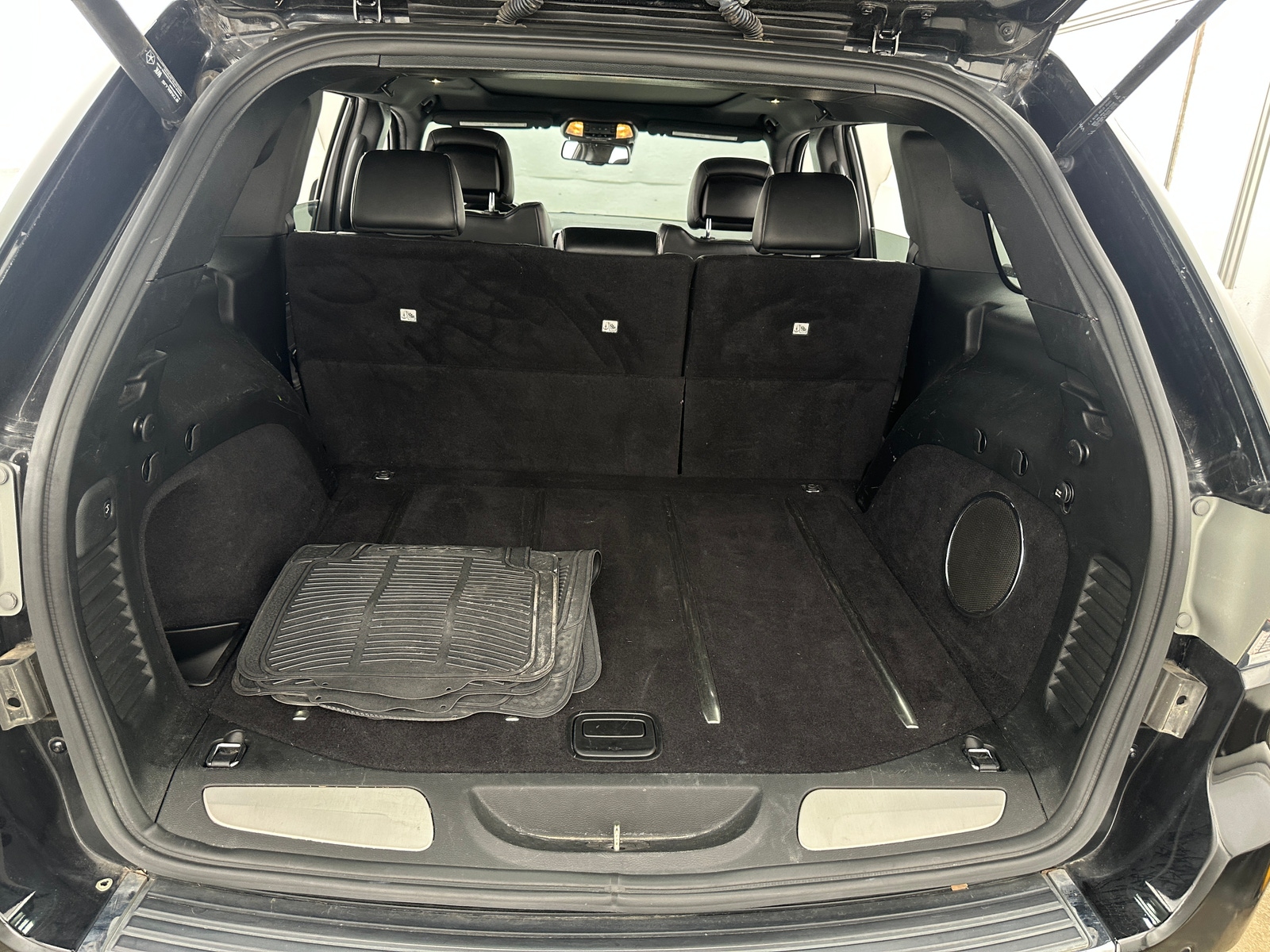 Thumbnail: 2016 Jeep Grand Cherokee - 6