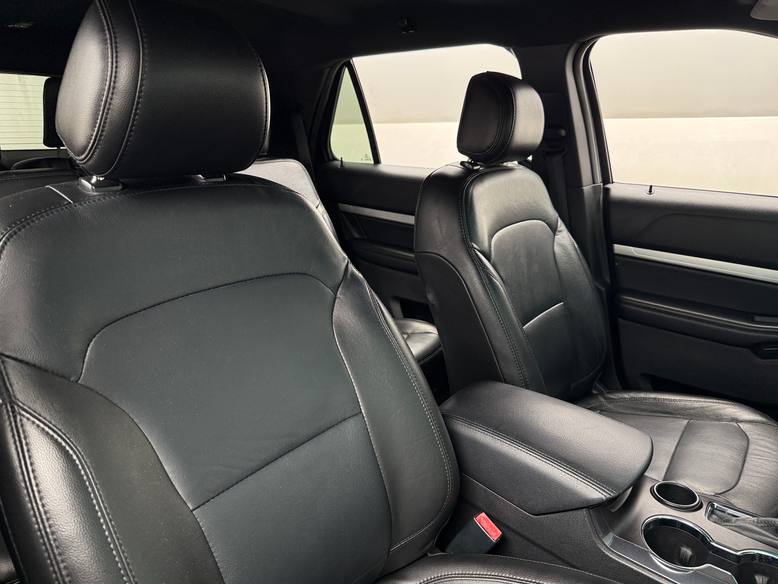 Thumbnail: 2017 Ford Explorer - 2