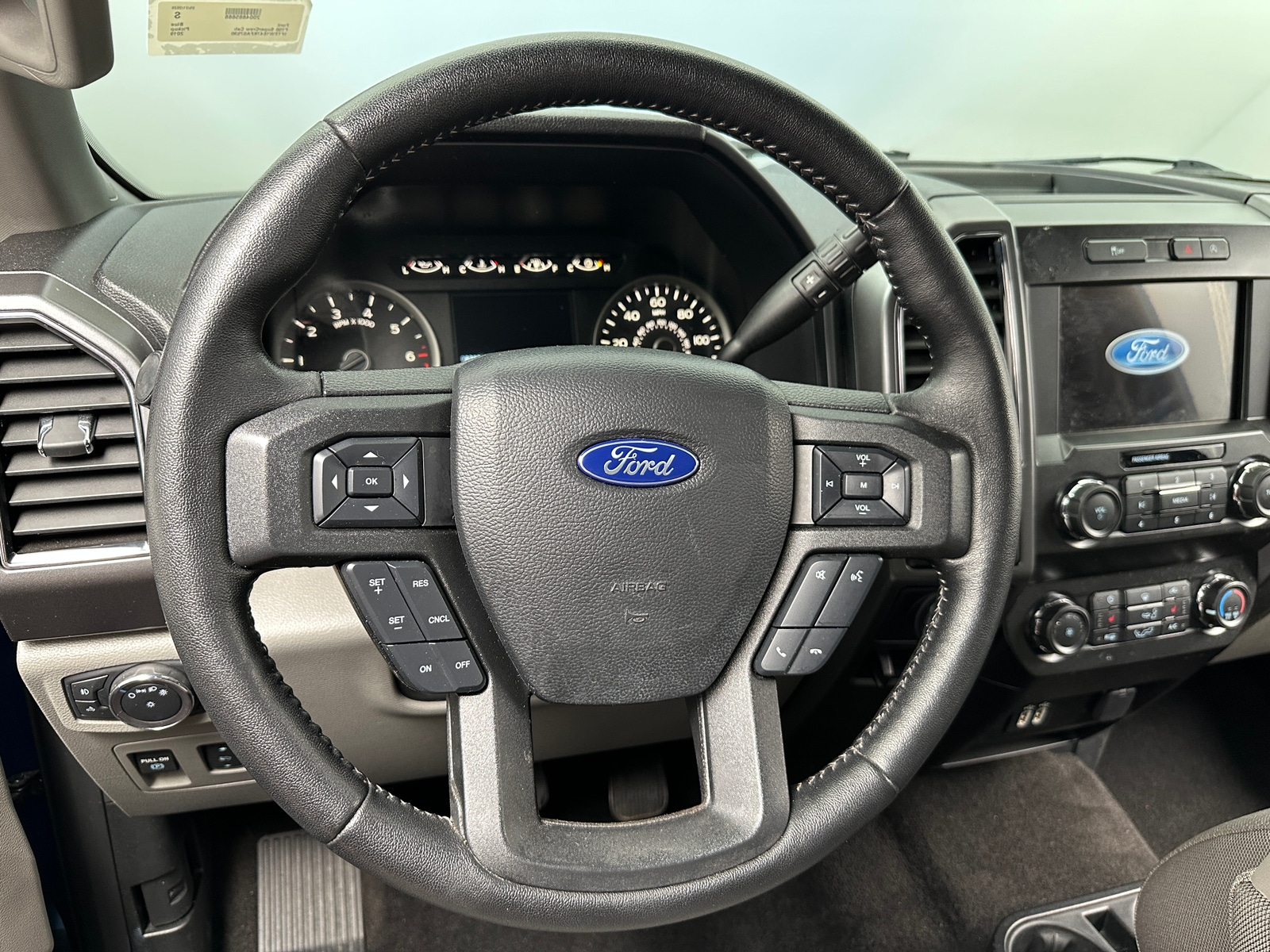 Thumbnail: 2019 Ford Econoline - 5