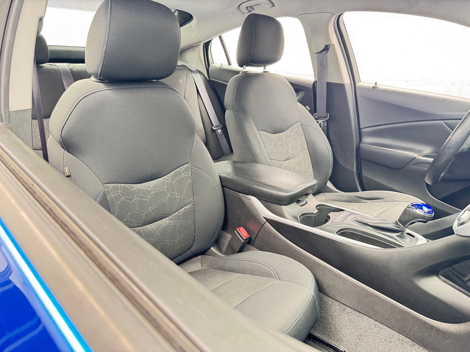 Thumbnail: 2017 Chevrolet Volt - 2