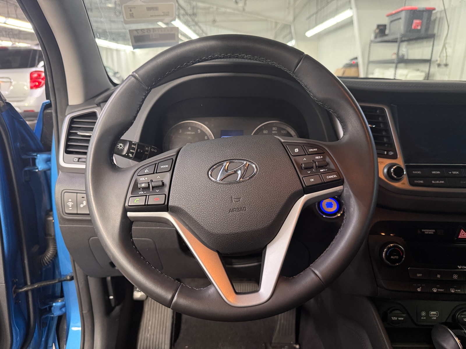 Thumbnail: 2017 Hyundai Tucson - 4