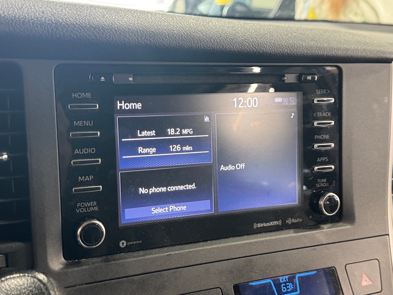 Thumbnail: 2020 Toyota Sienna - 4