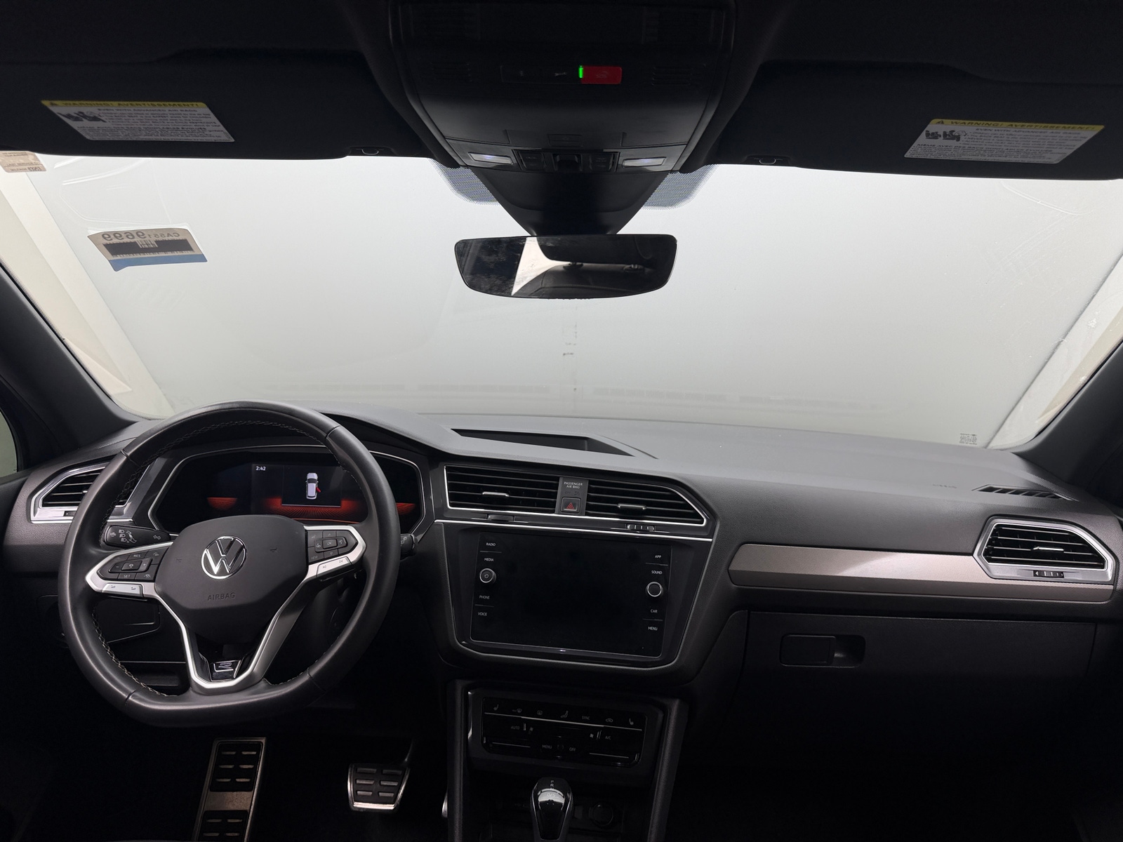 Thumbnail: 2023 Volkswagen Tiguan - 2