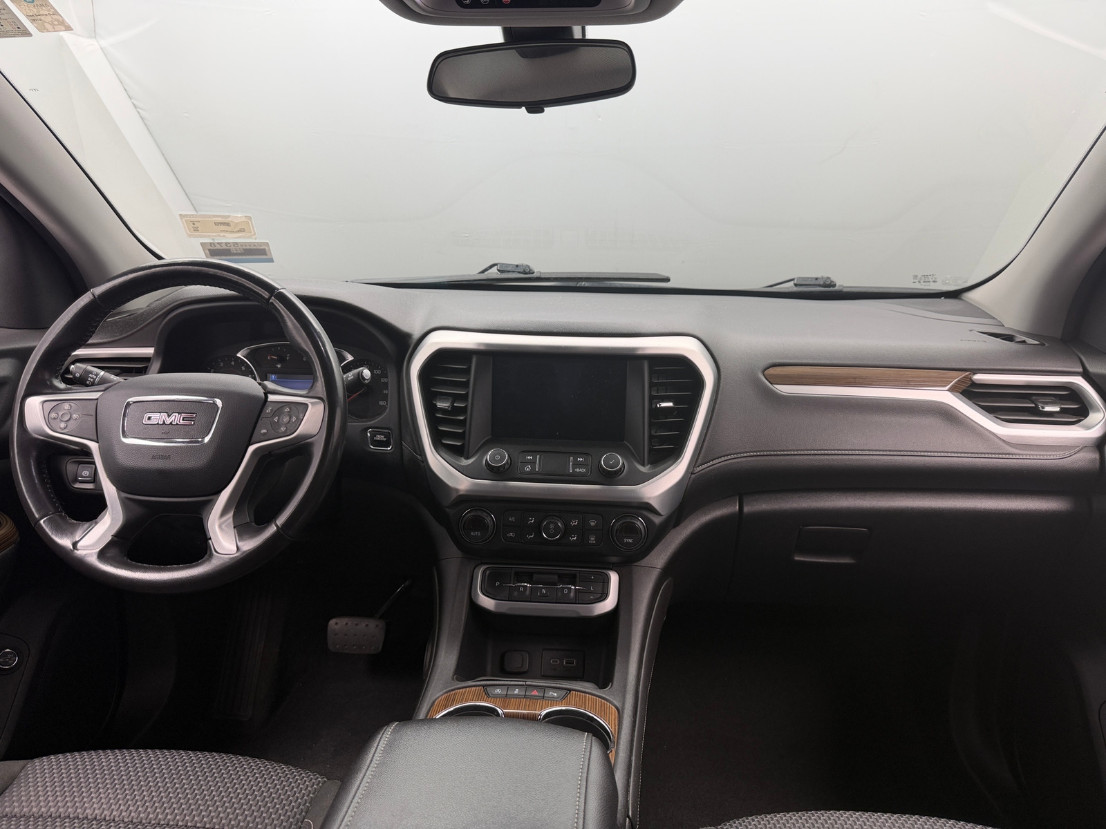 Thumbnail: 2020 GMC Acadia - 3