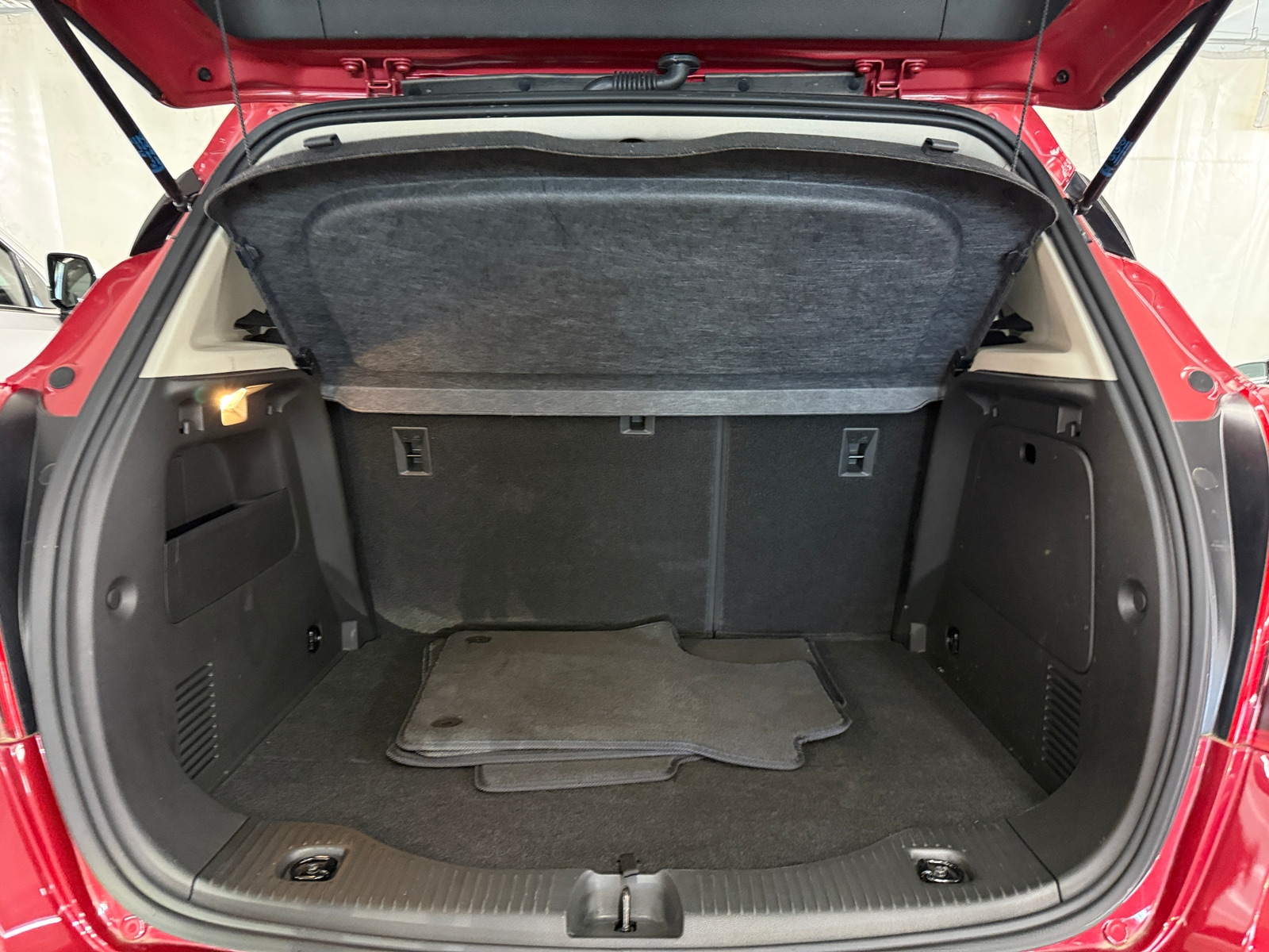 Thumbnail: 2020 Buick Encore - 6