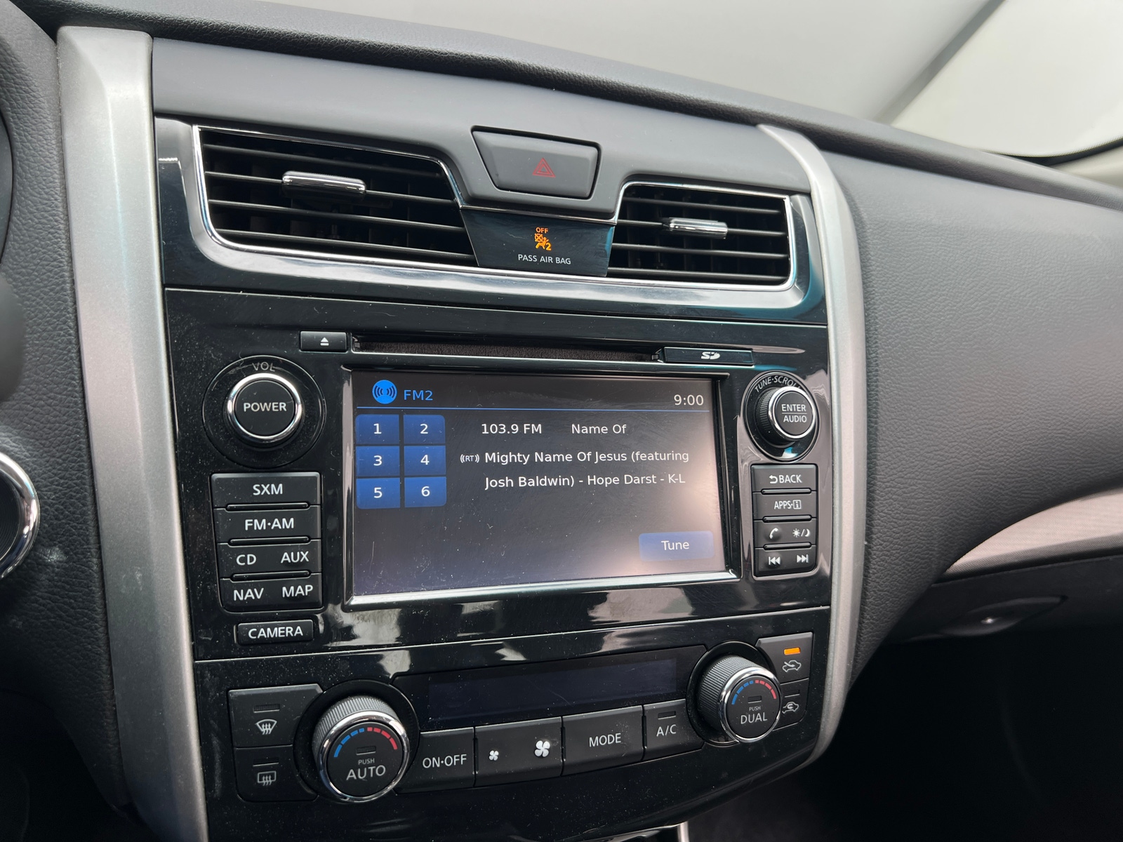 Thumbnail: 2015 Nissan Altima - 3