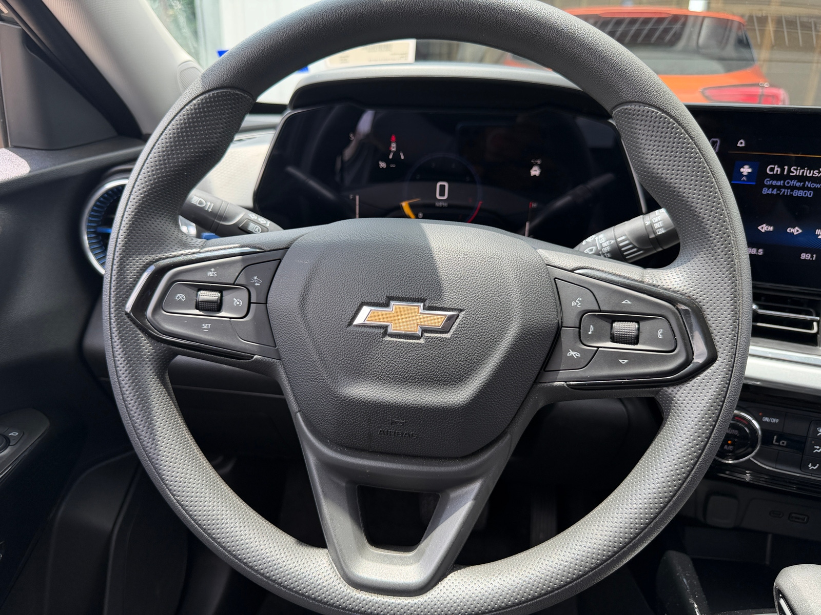 Thumbnail: 2025 Chevrolet Trax - 5