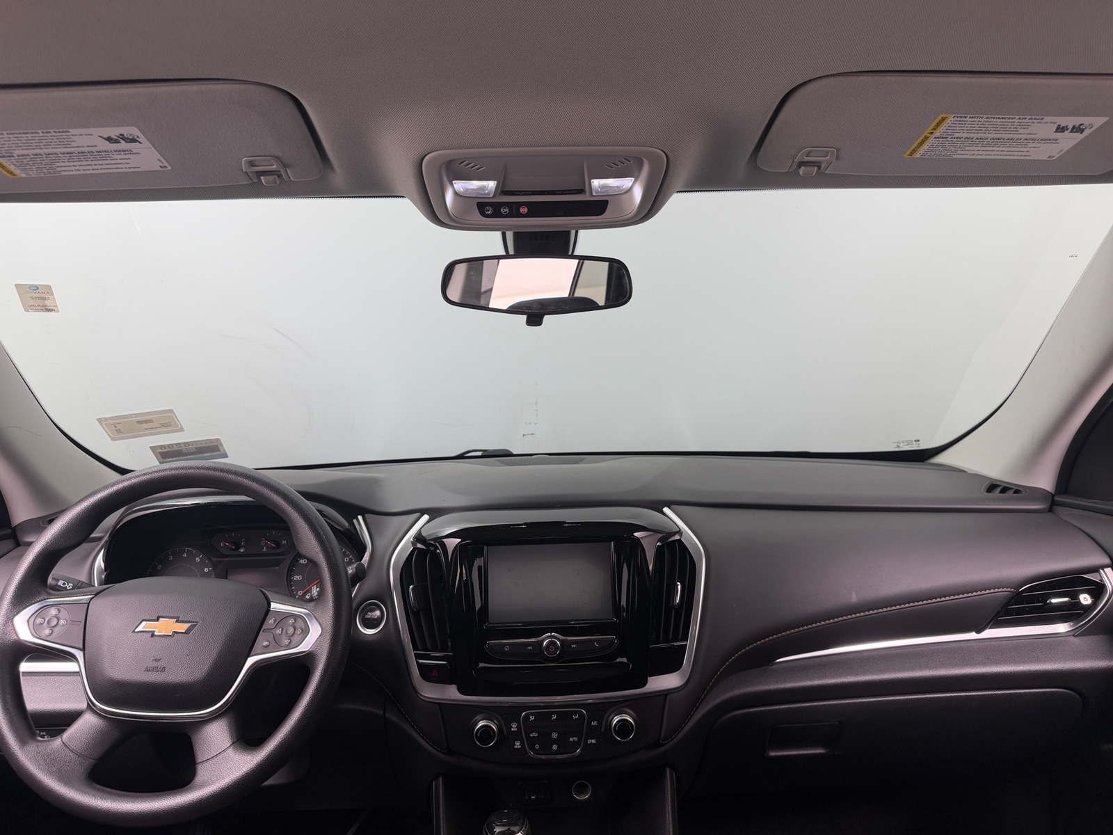 Thumbnail: 2019 Chevrolet Traverse - 3