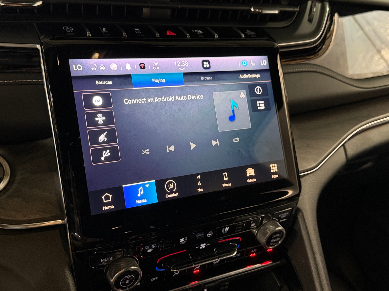 Thumbnail: 2023 Jeep Grand Cherokee - 3