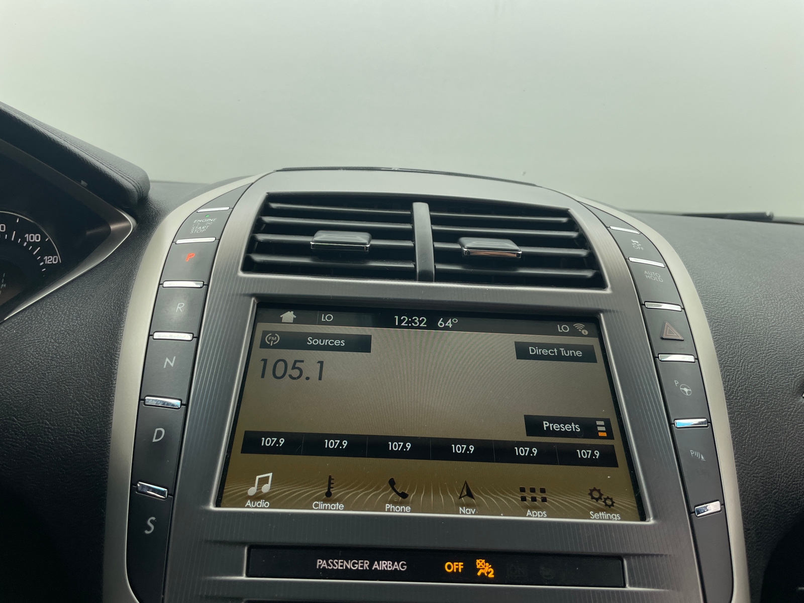 Thumbnail: 2018 Lincoln MKZ - 4