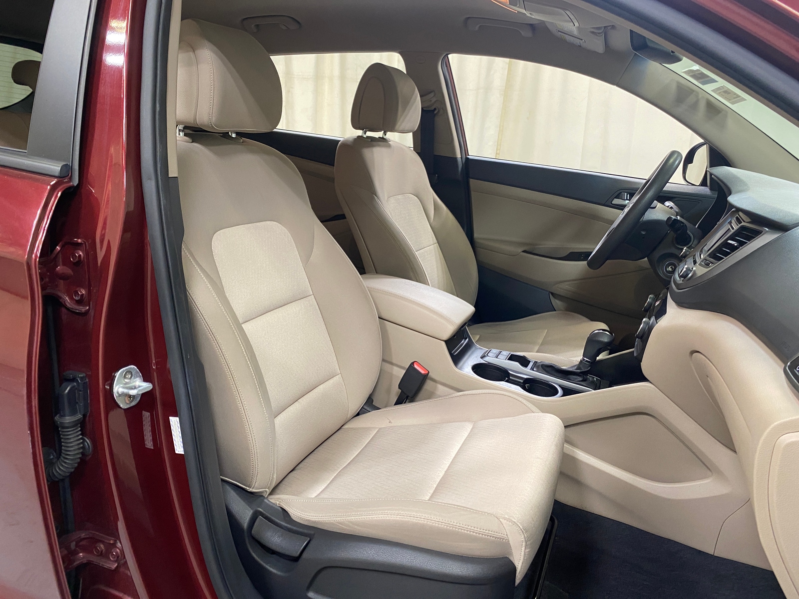 Thumbnail: 2016 Hyundai Tucson - 2