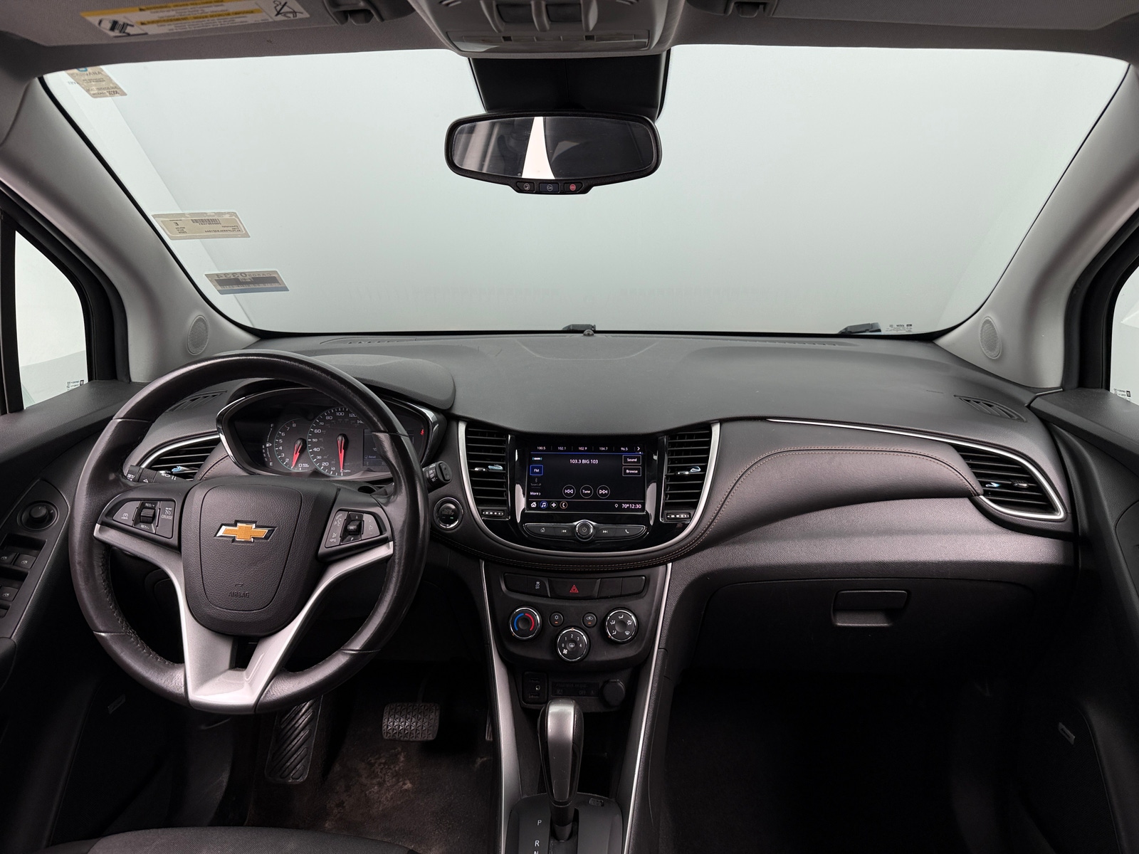 Thumbnail: 2020 Chevrolet Trax - 3