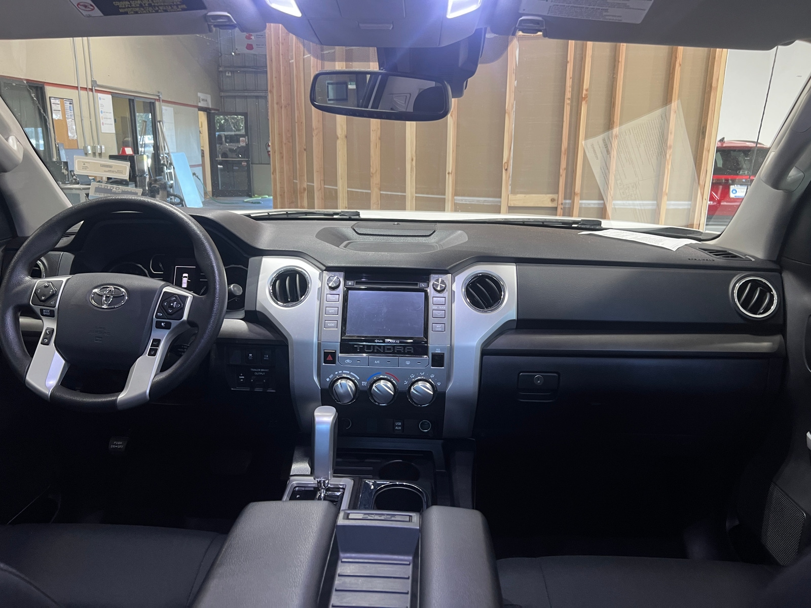 Thumbnail: 2019 Toyota Tundra - 3