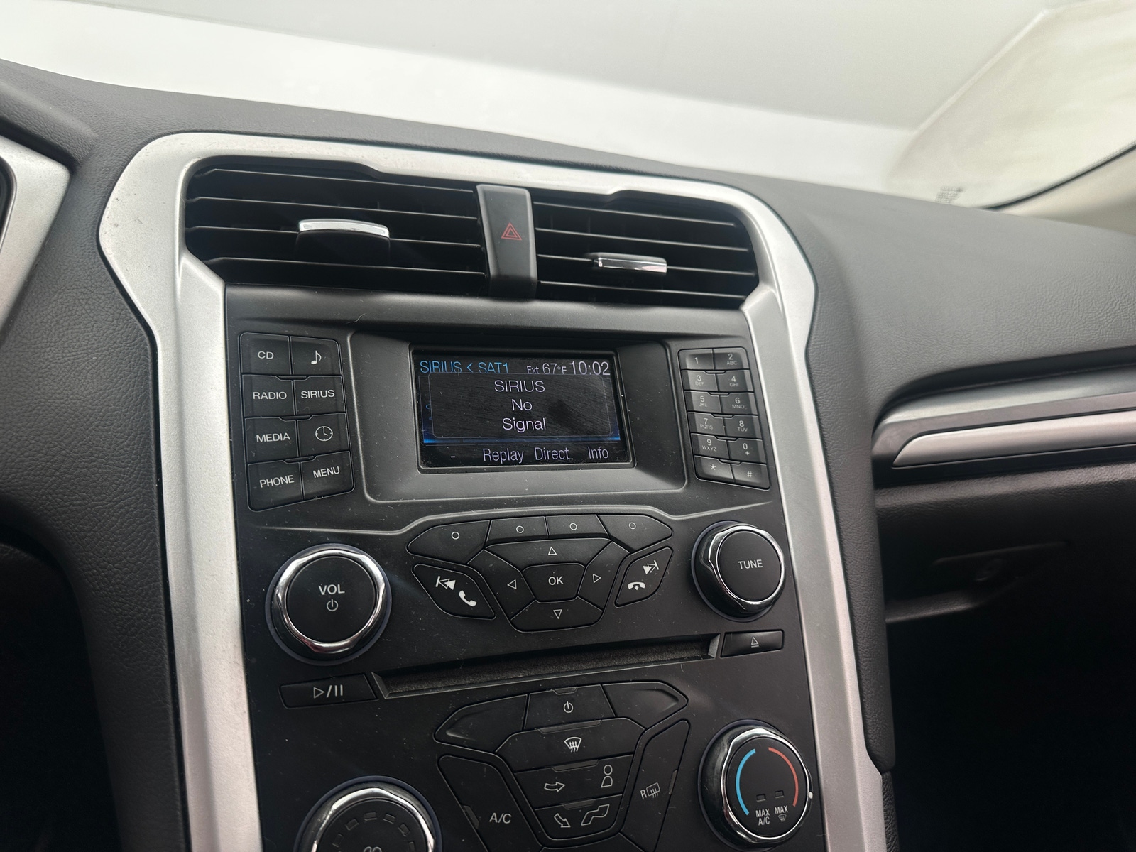 Thumbnail: 2015 Ford Fusion - 4