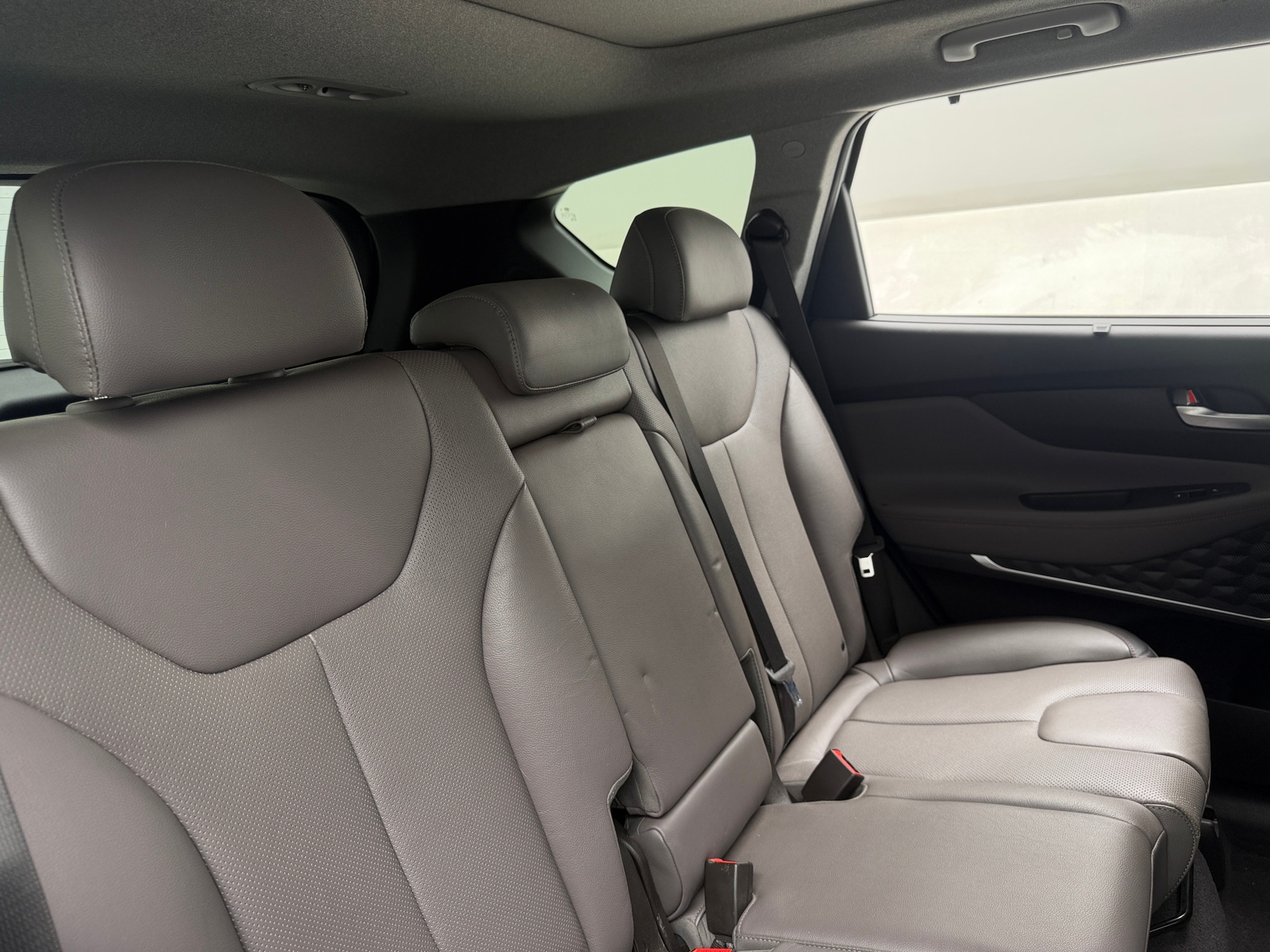 Thumbnail: 2019 Hyundai Santa Fe - 5