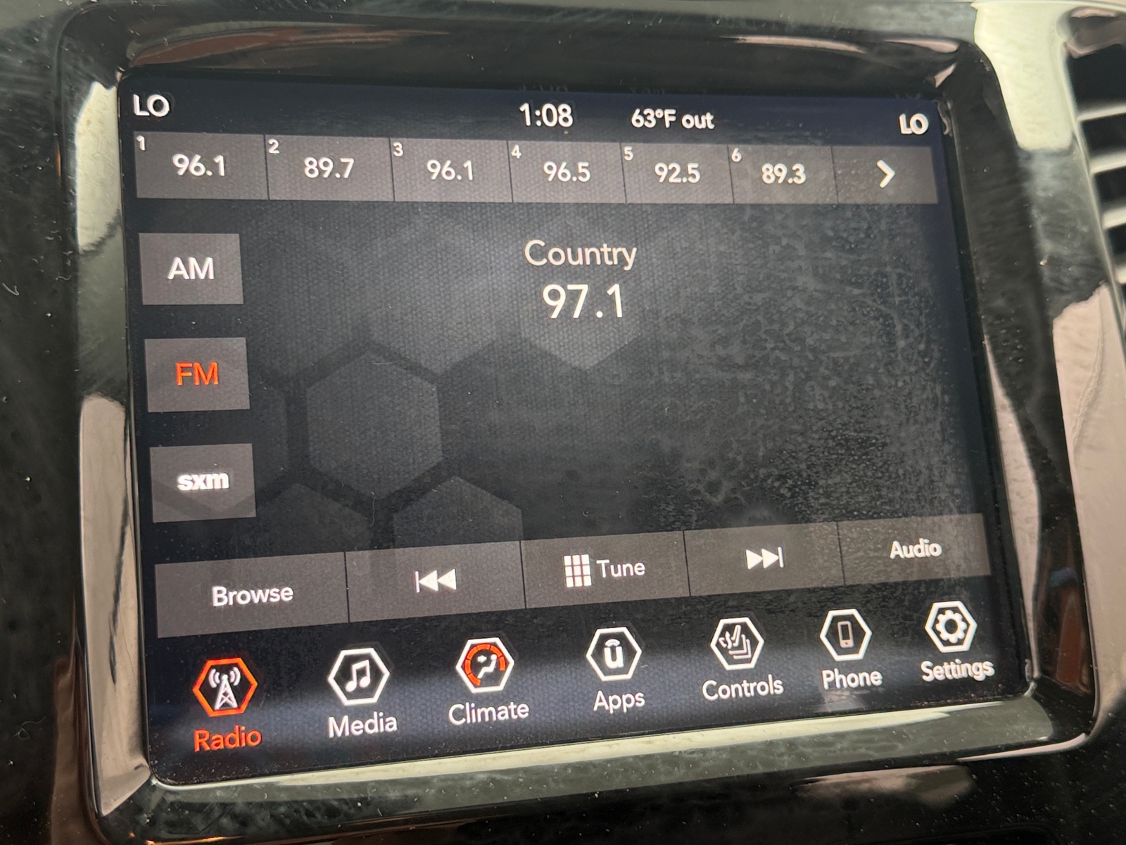 Thumbnail: 2019 Jeep Cherokee - 3