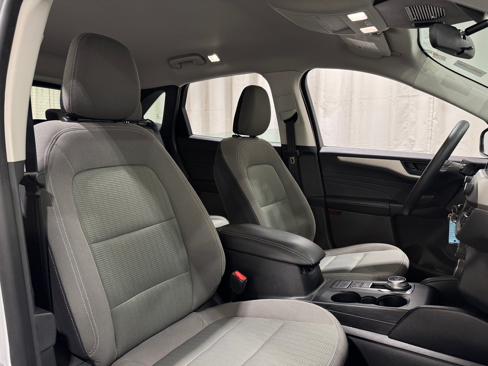 Thumbnail: 2022 Ford Escape - 2