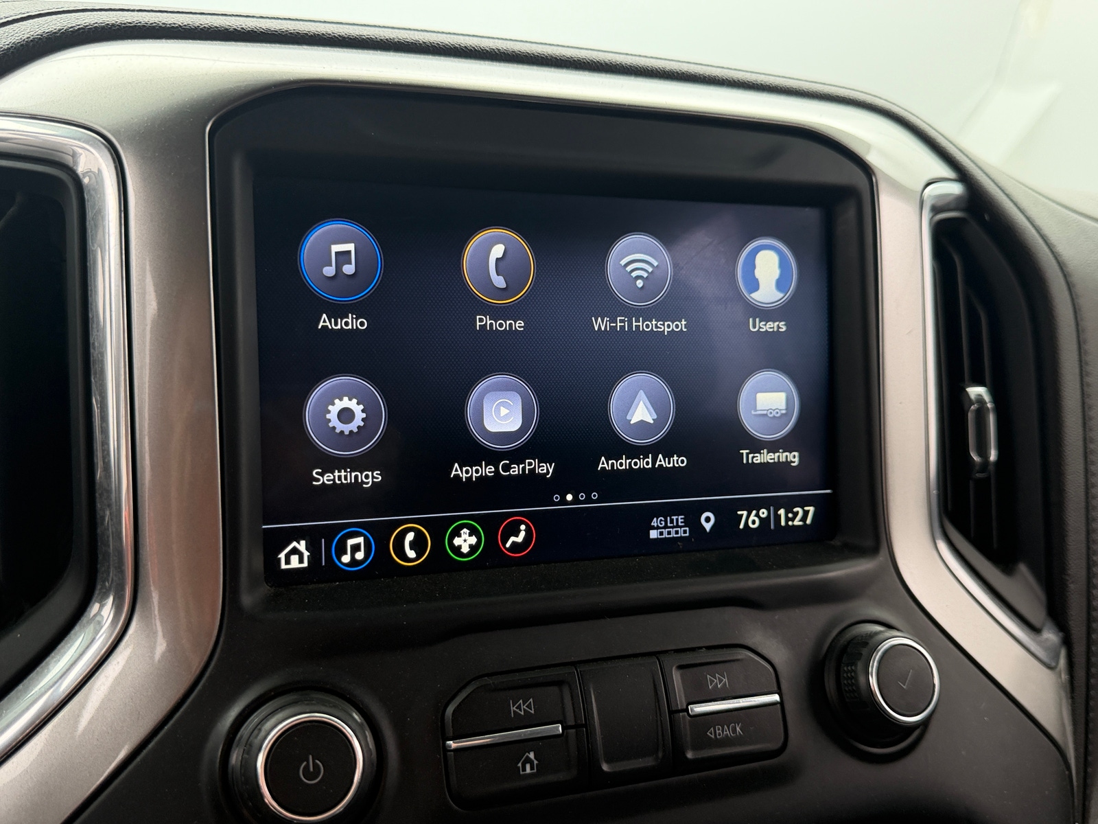 Thumbnail: 2019 Chevrolet Silverado 1500 - 3