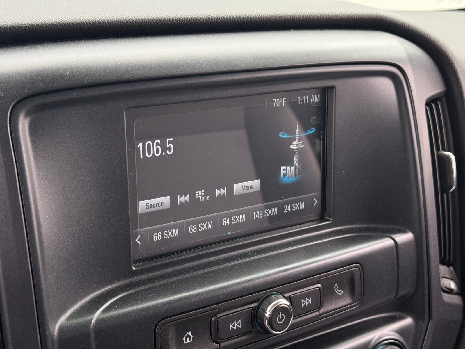 Thumbnail: 2018 Chevrolet Silverado 1500 - 4