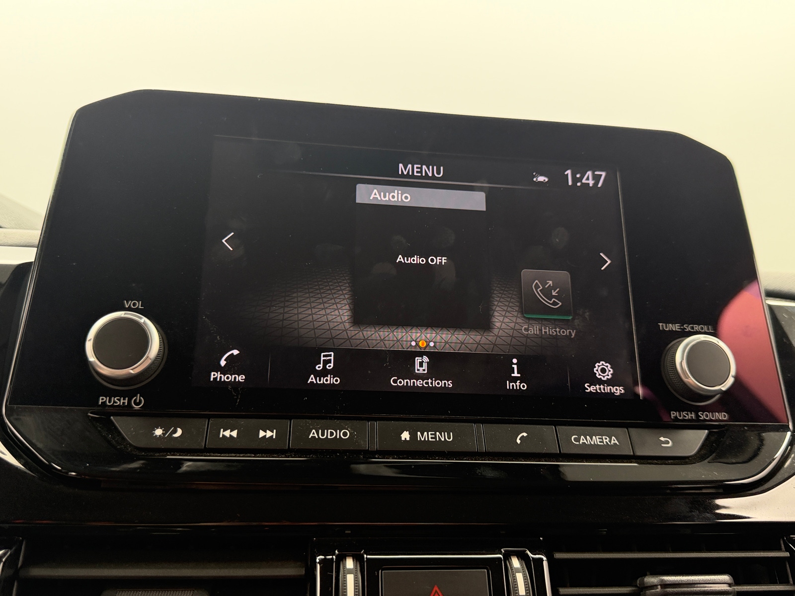 Thumbnail: 2023 Nissan Pathfinder - 4