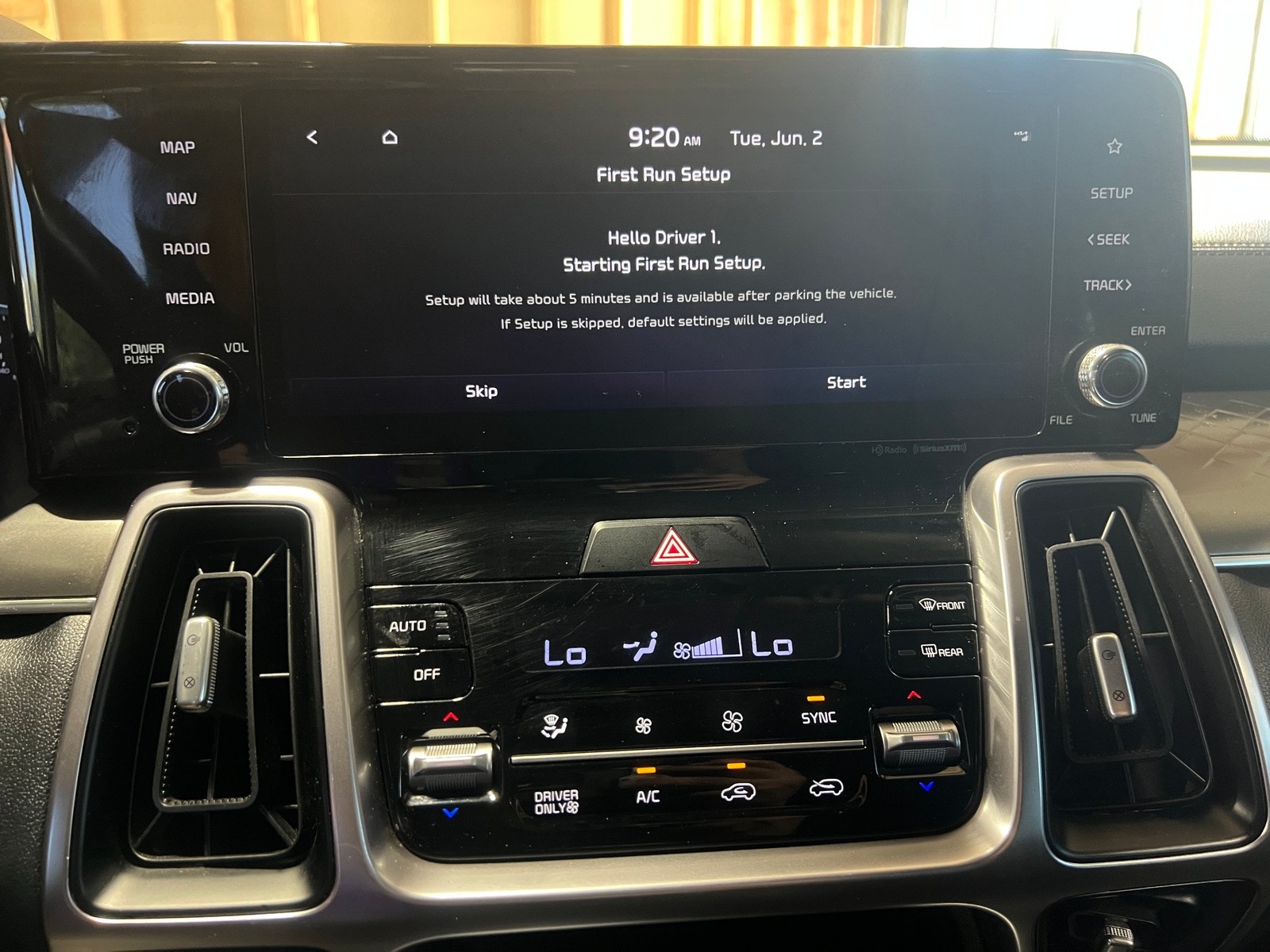 Thumbnail: 2023 Kia Sorento - 3