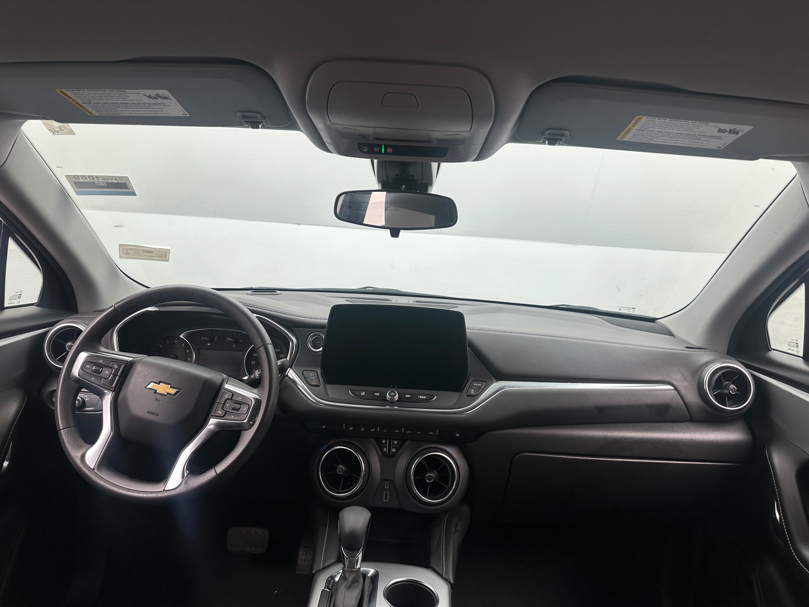 Thumbnail: 2025 Chevrolet Blazer - 3