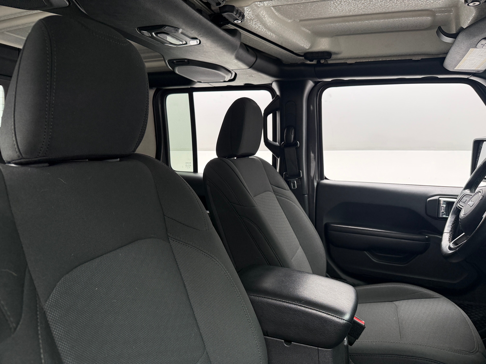 Thumbnail: 2021 Jeep Gladiator - 2
