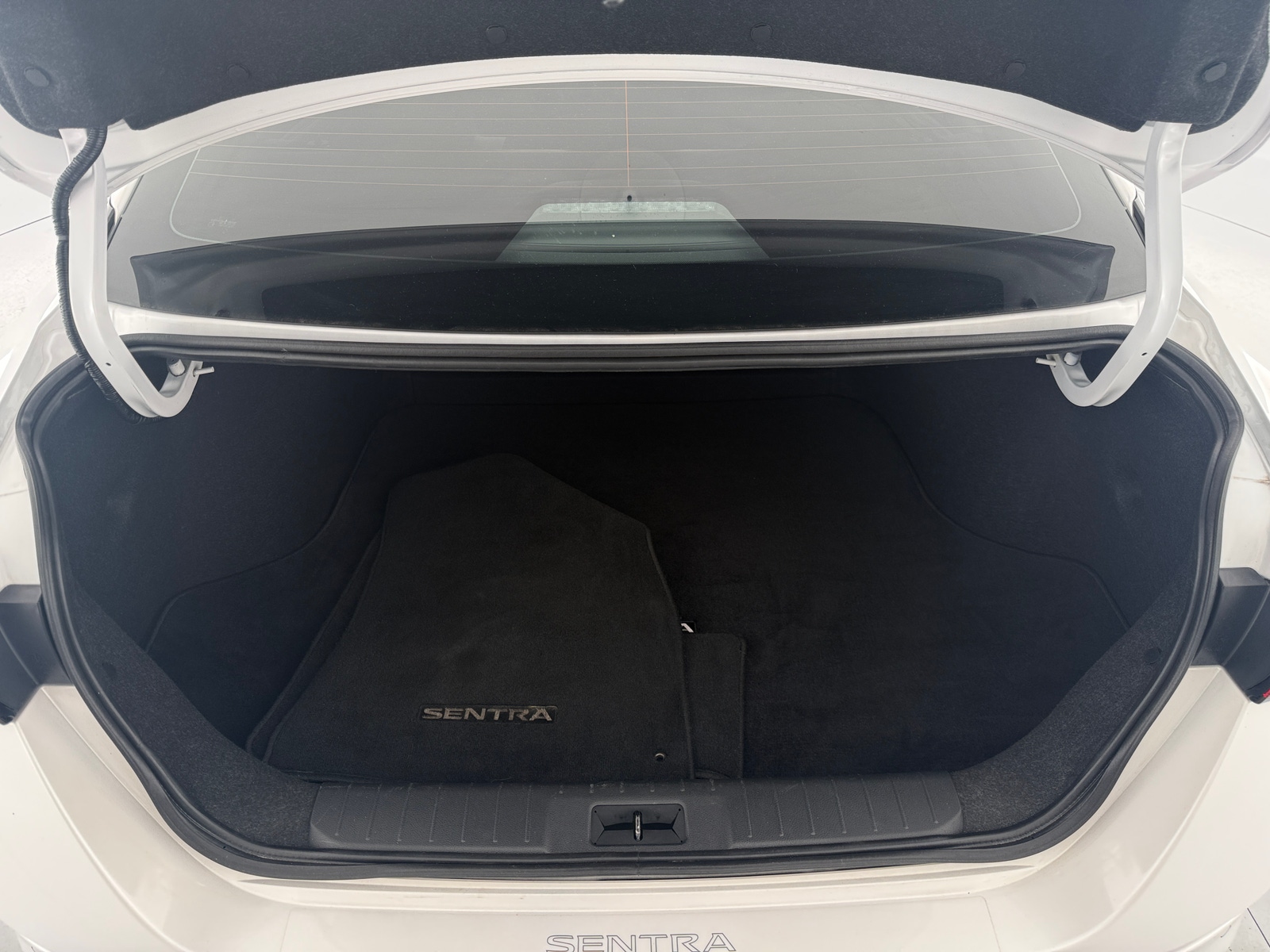 Thumbnail: 2023 Nissan Sentra - 7