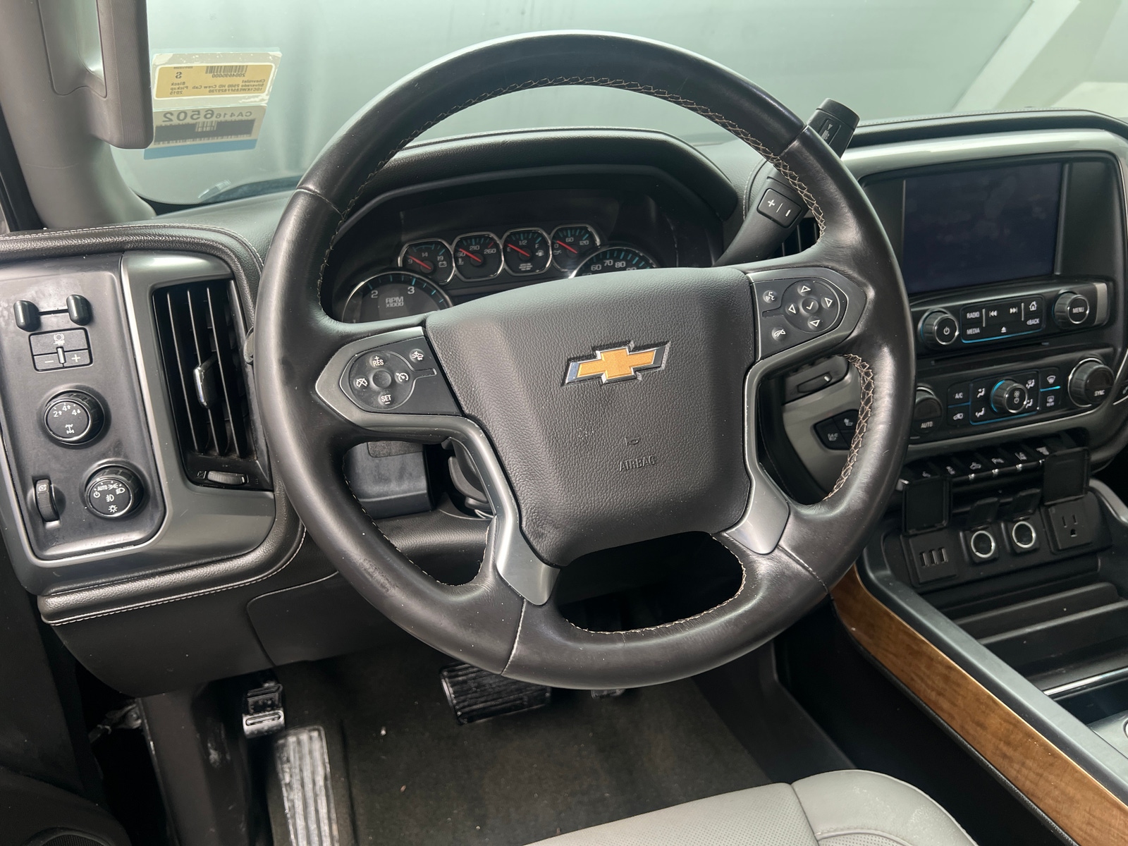 Thumbnail: 2015 Chevrolet Silverado 2500 - 4