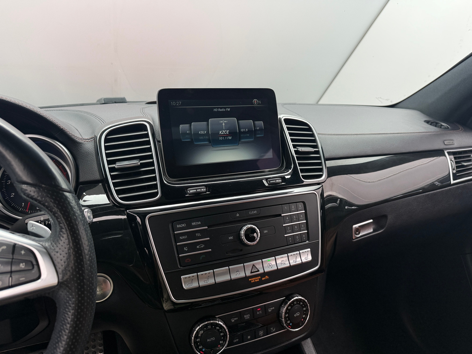 Thumbnail: 2016 Mercedes-Benz GLE - 3