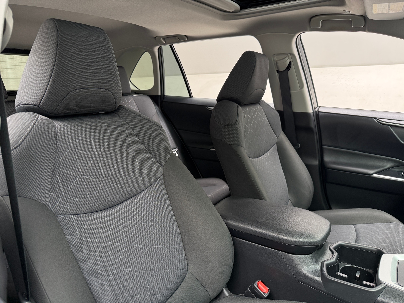 Thumbnail: 2025 Toyota RAV4 - 2