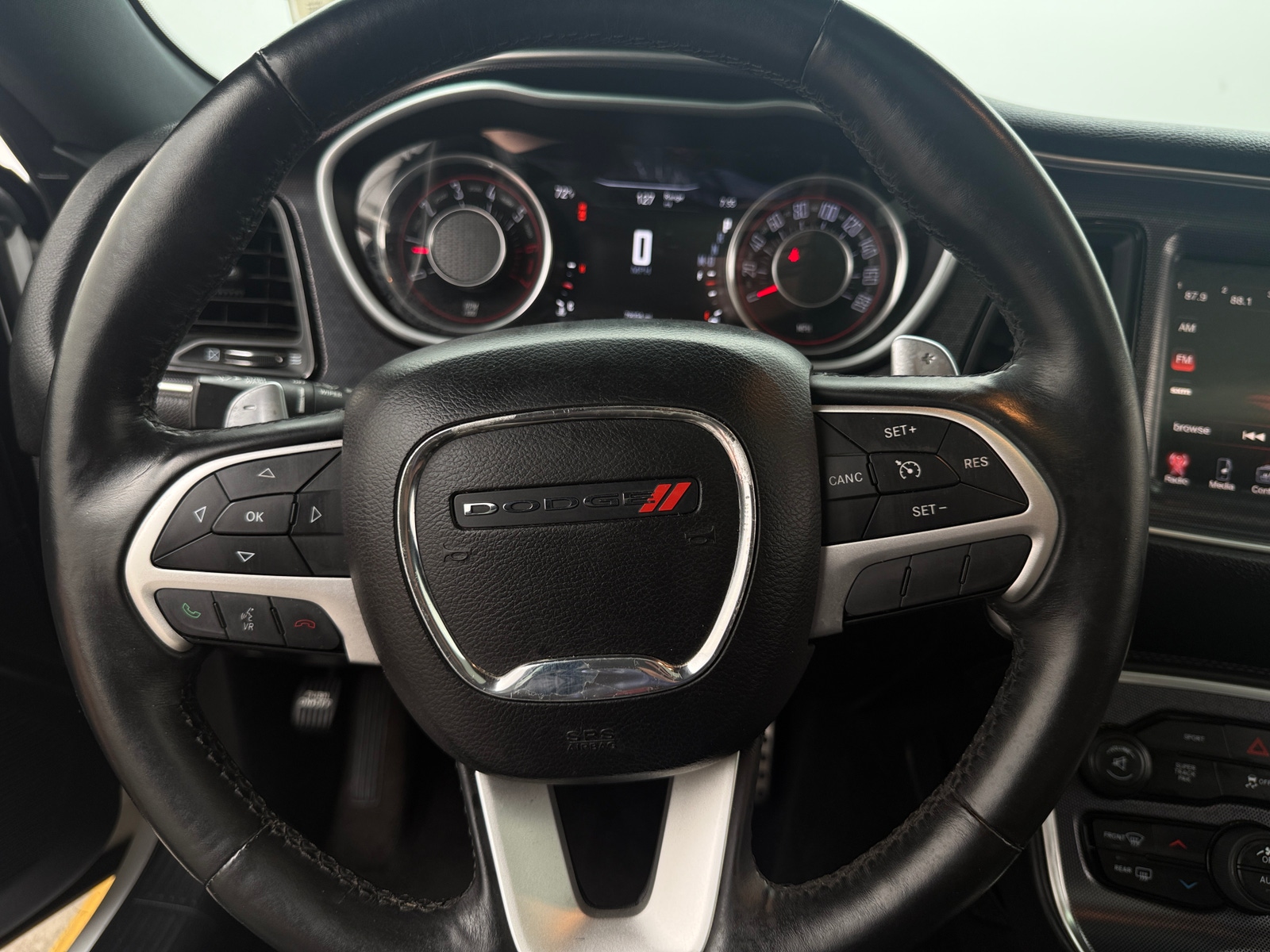 Thumbnail: 2015 Dodge Challenger - 4