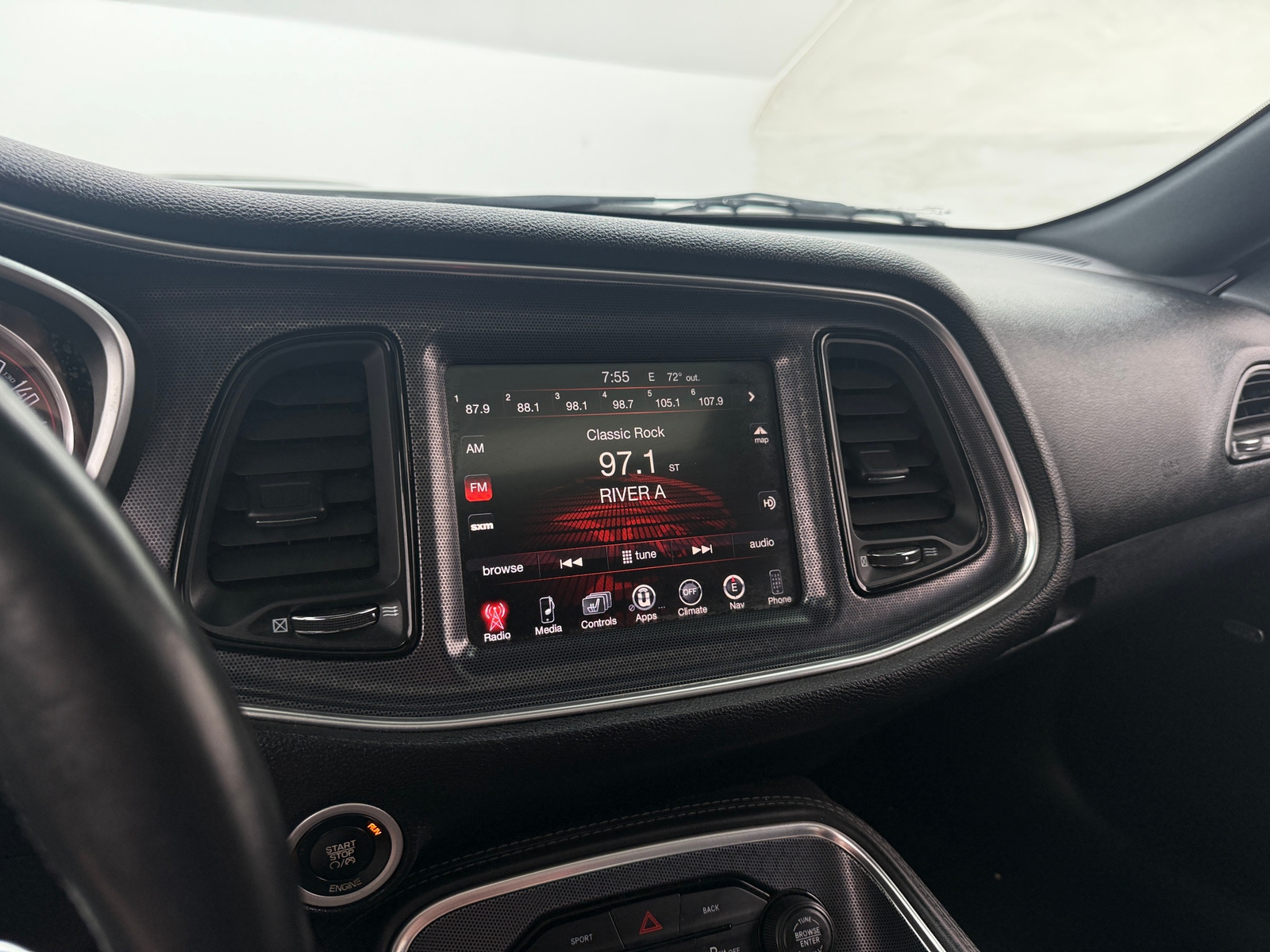Thumbnail: 2015 Dodge Challenger - 3