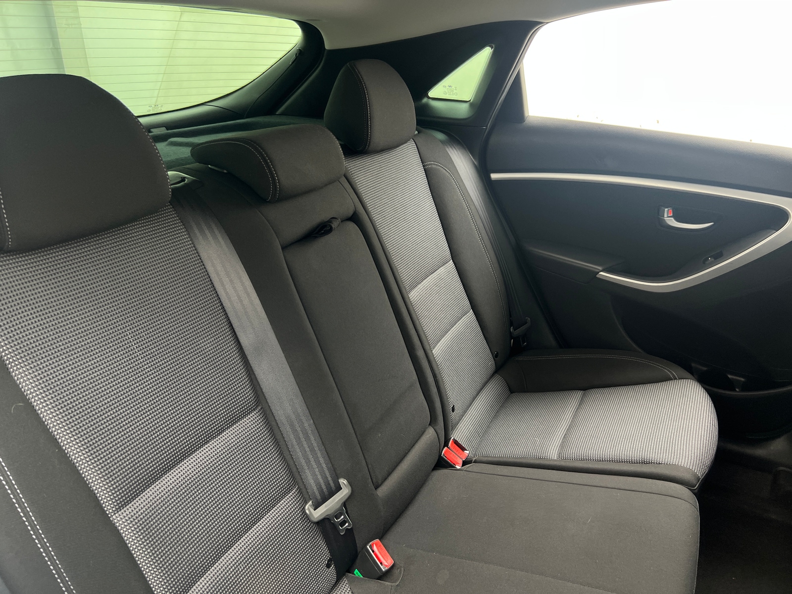 Thumbnail: 2016 Hyundai Elantra - 6