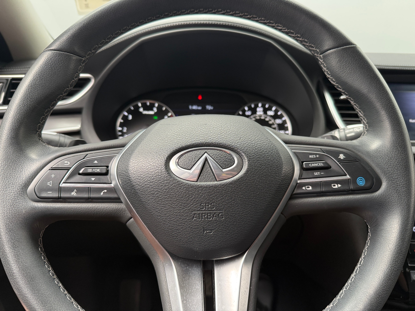 Thumbnail: 2023 INFINITI QX50 - 4