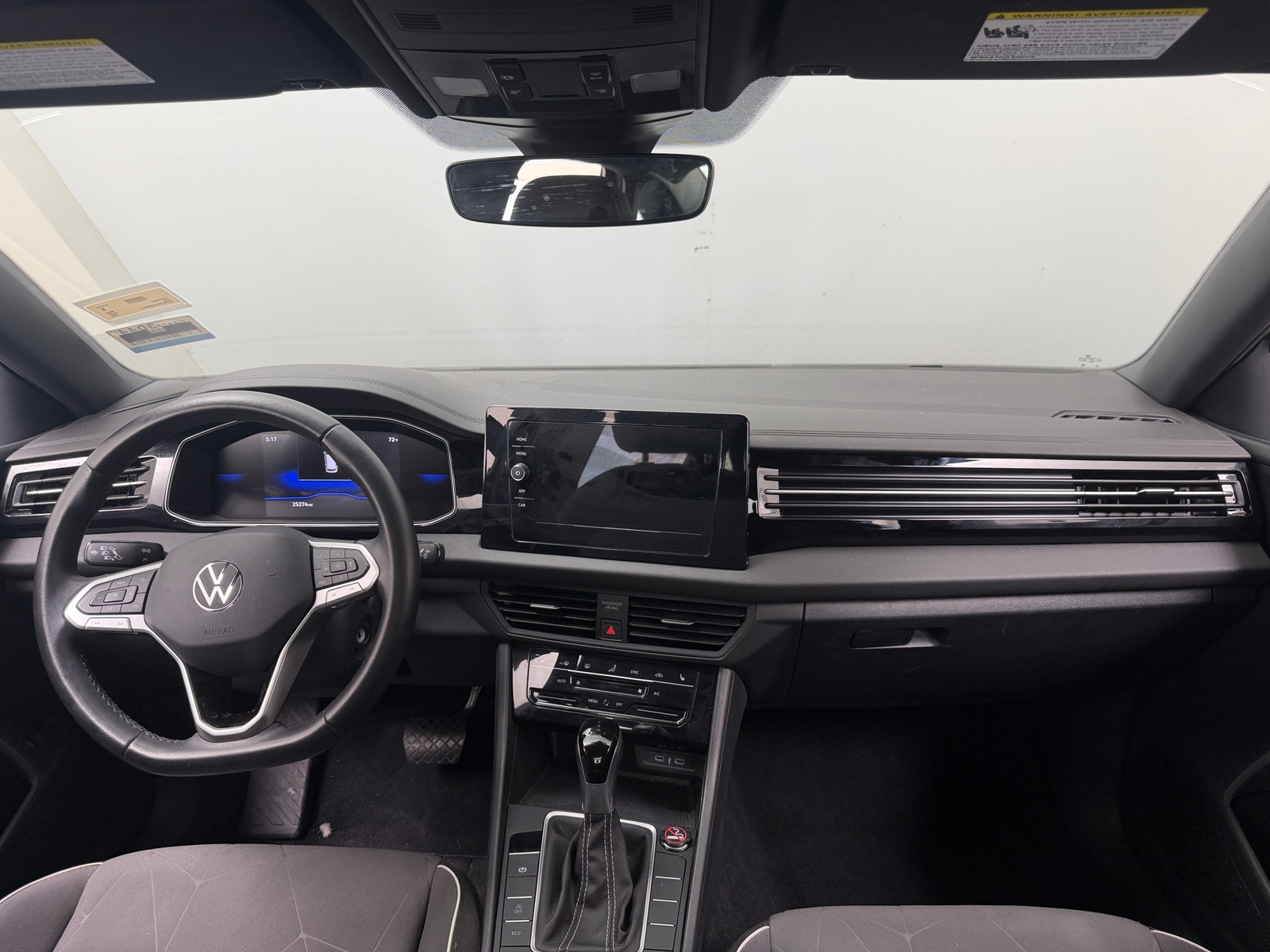 Thumbnail: 2025 Volkswagen Jetta - 3
