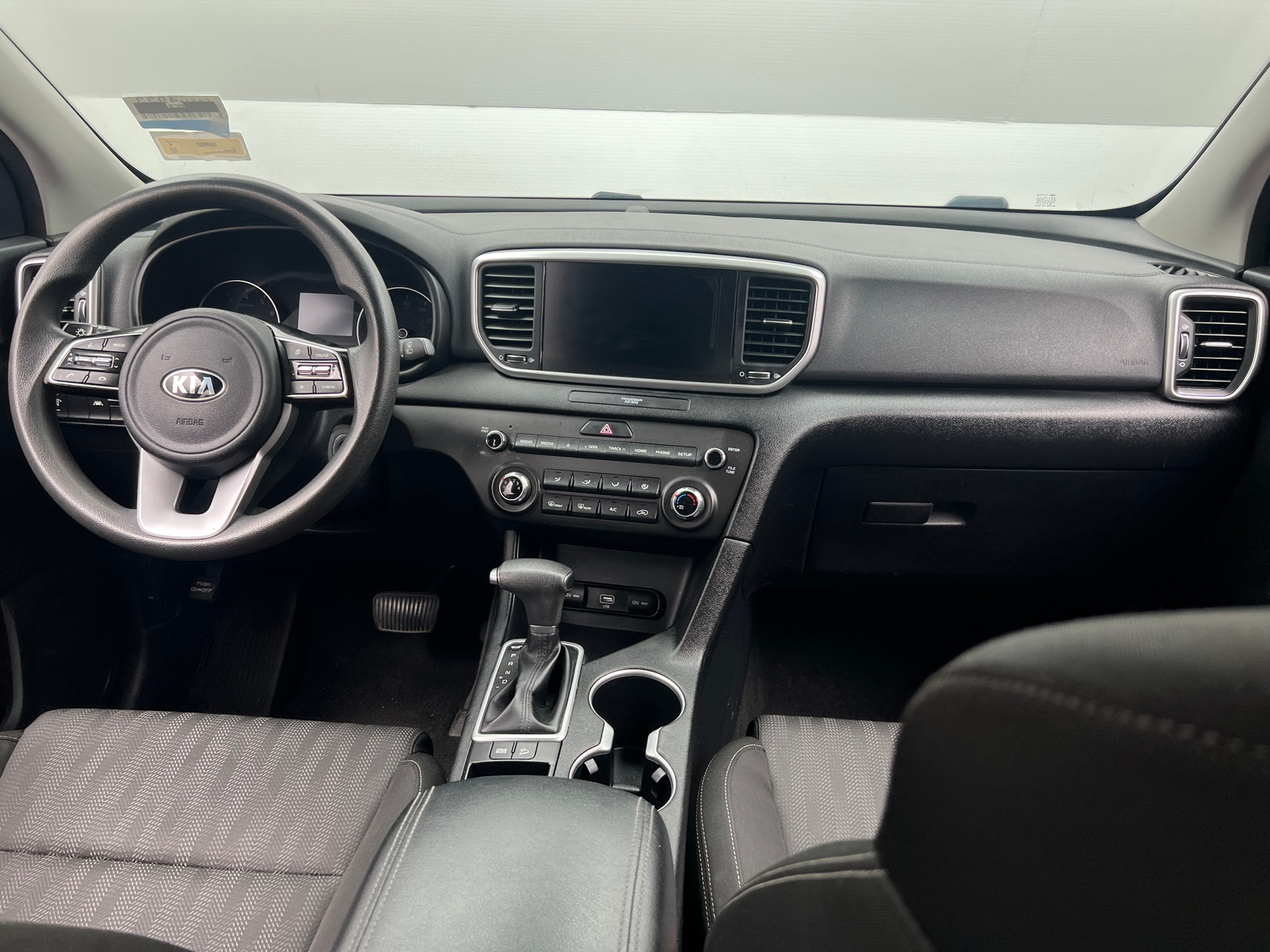 Thumbnail: 2020 Kia Sportage - 3