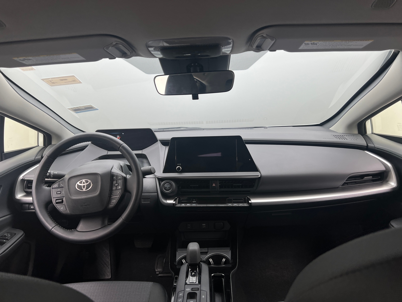 Thumbnail: 2024 Toyota Prius - 3