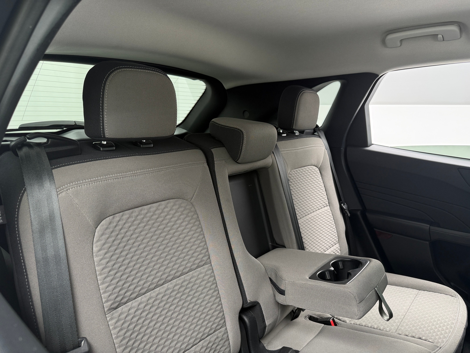 Thumbnail: 2021 Ford Escape - 6